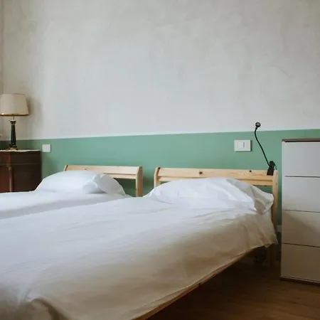 New Apt 10 Minutes Duomo Apartment Milan
